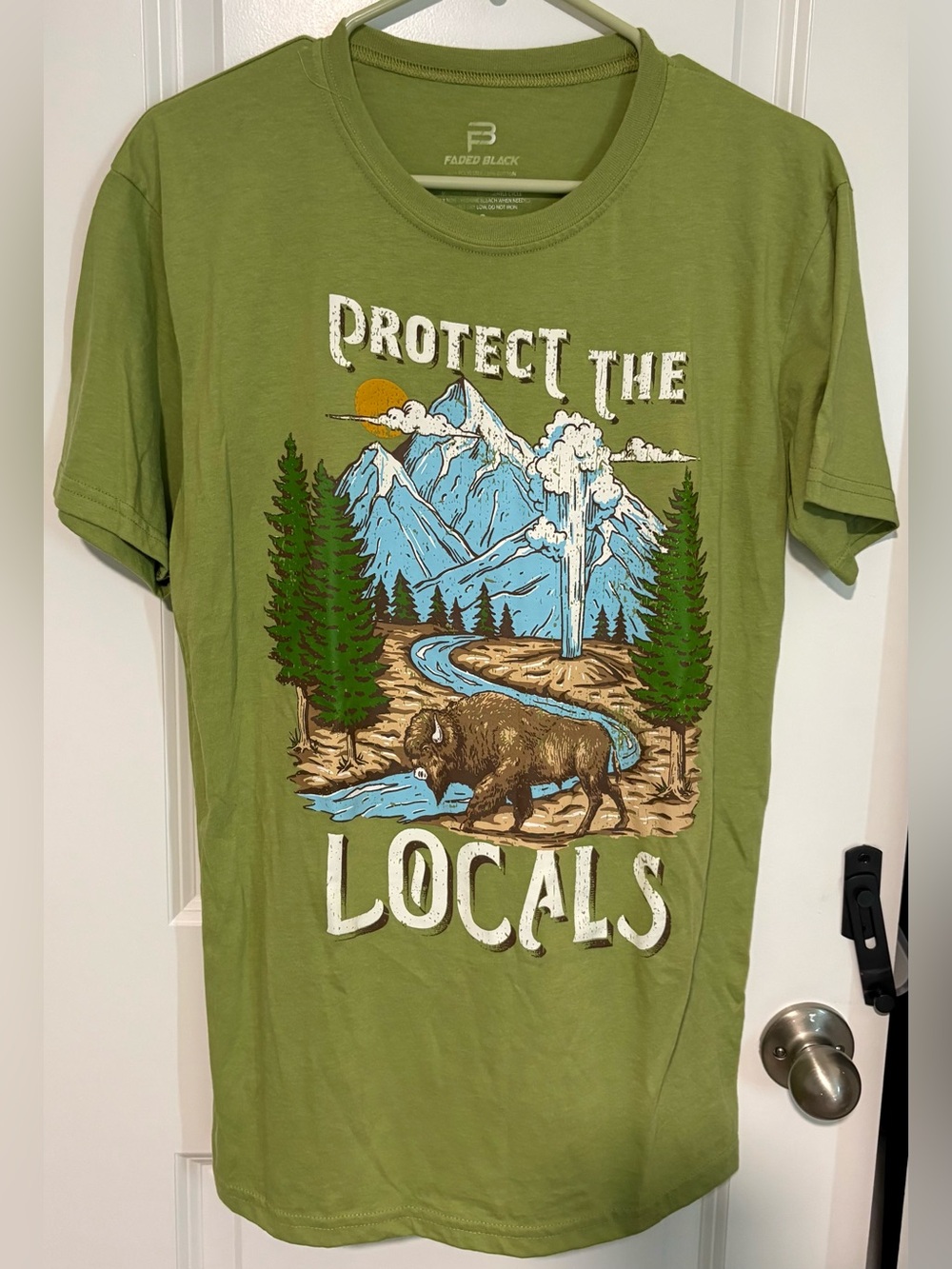 ⭐️2 for $15⭐️ Men’s Olive Green 'Protect the Locals' Graphic Tee